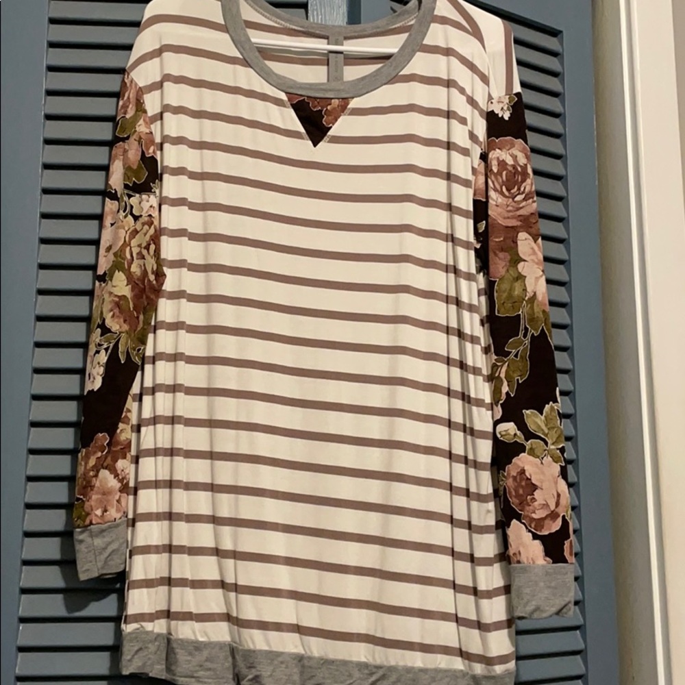 Honeyme top